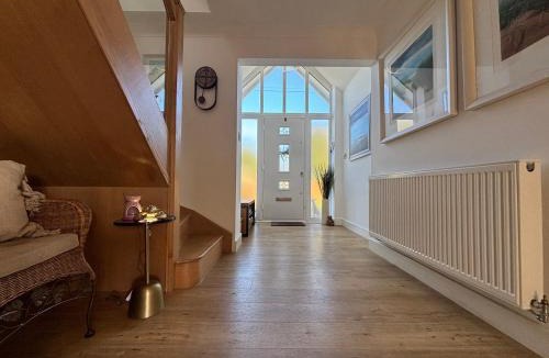 Pakefield House | Seaview