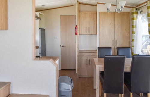Corton Cottage | Seaview Two - UK50166