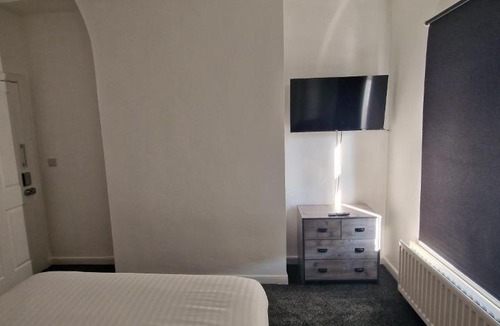 Barnsley House | SELF CHECK in APARTMENT IN CENTRAL BARNSLEY