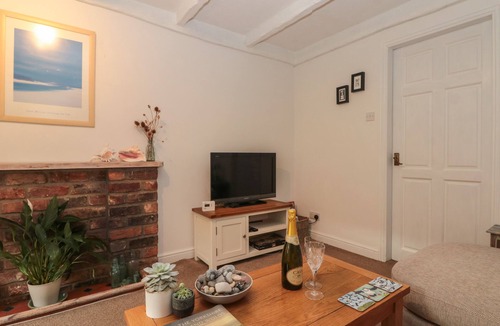 Sewerby Cottage | SHELL SEEKER COTTAGE, country holiday cottage in Sewerby