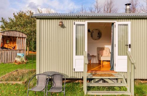 Hickling Ski Chalet | Shepherds Hut by Leap Escapes