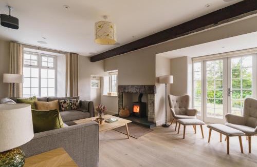 Windermere Villa | Shepherds Rock