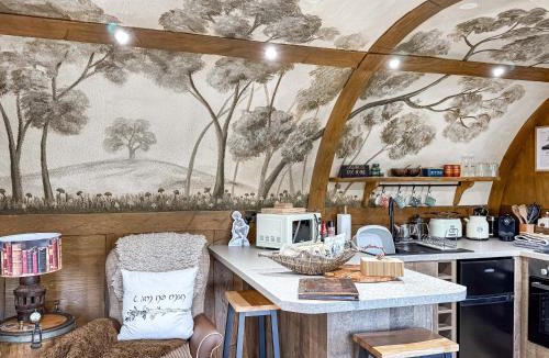 Little Hereford House | Shires End