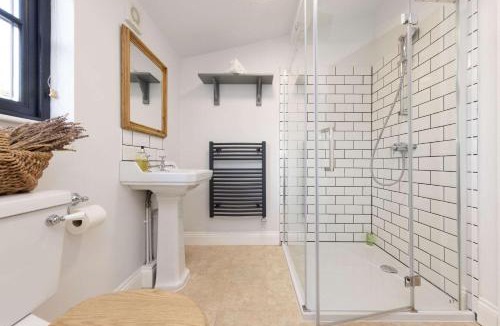 Sidlesham House | Sidlesham Hideaway Logburner & Garden