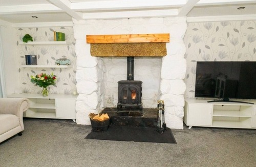 St. Columb Major Cottage | Situated within the peaceful countryside setting of Goss Moor