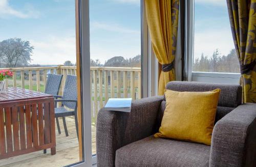 Westward House | Skylark Lodge
