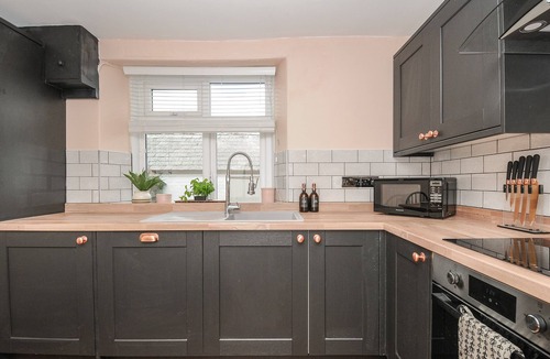 Looe Cottage | Skylarks