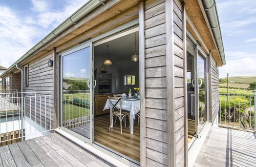Bantham House | Sloopside The Annexe - Bantham, S.Devon, central village location close to beach