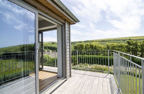 Bantham House | Sloopside The Annexe - Bantham, S.Devon, central village location close to beach