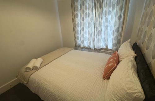 Filton House | Small comfortable, Sheared house