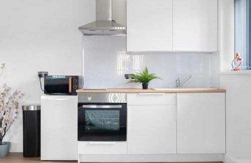 Arnold Apartment | Small Studio Arnold town Center e