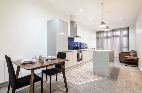 Doncaster Apartment | Smart Budget 1 Bed Central Doncaster Apartment