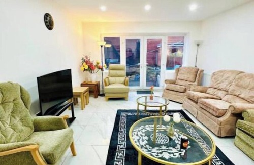 Thorpe Satchville Hotel | Smartstay