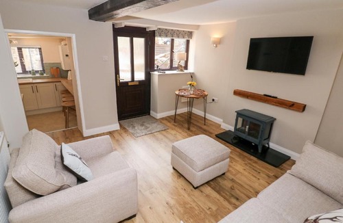 Barlow House | Smithy Cottage