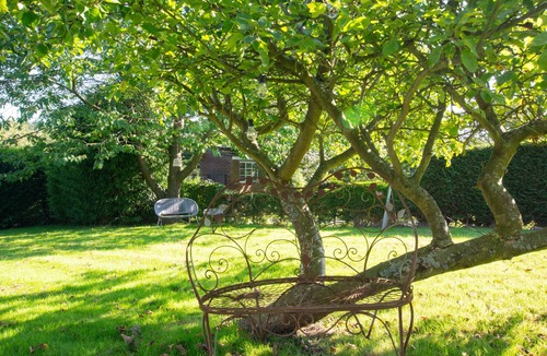 Aldborough House | South Cottage - Five Bedroom House, Sleeps 9