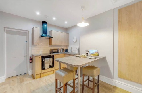 Hartlepool Apartment | Spacious 1 Bedroom in Hartlepool with WiFi