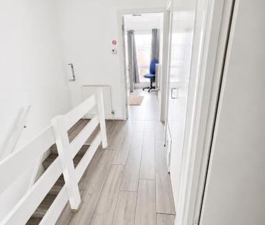 Glyndon Apartment | Spacious 3-Bedroom House with Private Garden in Woolwich, Near Elizabeth Line