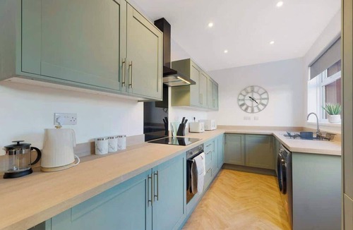 North Bitchburn House | Spacious 4BR House | Sleeps 8 | by Stay With Us