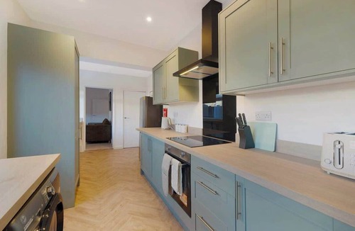 North Bitchburn House | Spacious 4BR House | Sleeps 8 | by Stay With Us