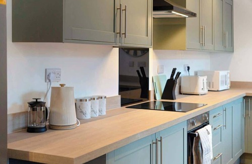 North Bitchburn House | Spacious 4BR House | Sleeps 8 | by Stay With Us