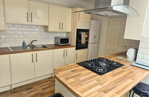 Easton House | Spacious 5-Bed Home in Vibrant Easton - Sleeps 11