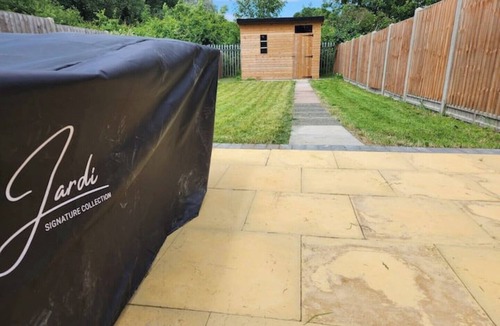 Stonnall House | Spacious 7BR House Sleeps 14 near NEC/JLR/BHX +