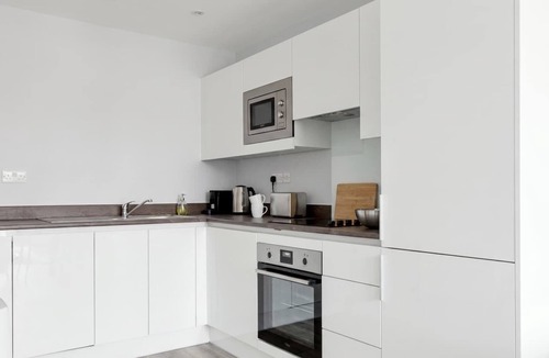 Bordesley Apartment | Spacious Bright 1BED Flat in Central Birmingham