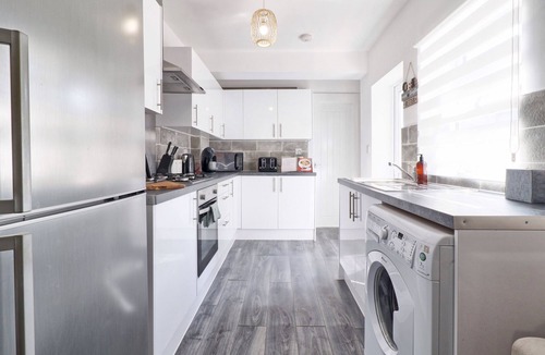 Colchester House | Spacious Contractor Stay | Homely House | Sleeps 8 | Colchester