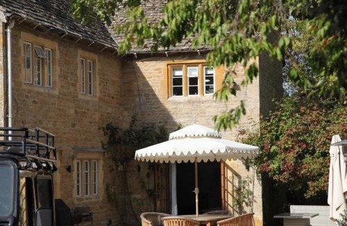 Whichford House | Spacious Cotswold Home for Groups, Country Escape