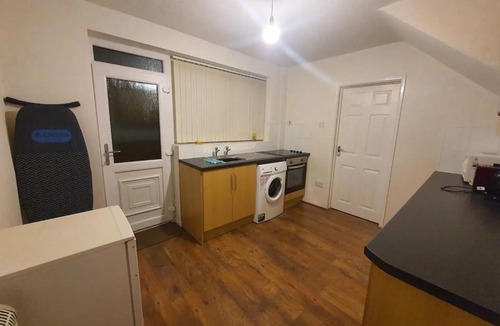 Birch House | Spacious Double Bedroom TDD Manchester
