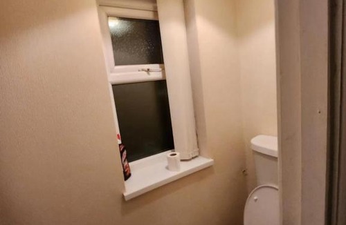 Birch House | Spacious Double Bedroom TDD Manchester