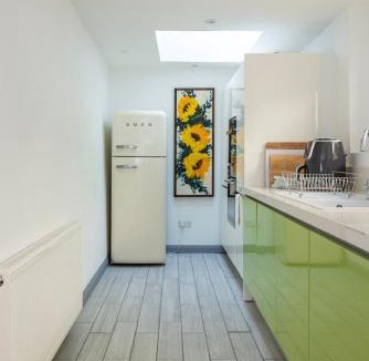 Mount Hawke House | Spacious Farmhouse between St Agnes & Porthowan
