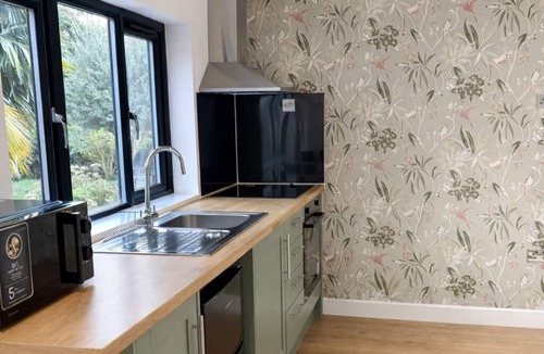 Great Houghton House | Spacious 2-BR Annexe near Abington Park - 10% off