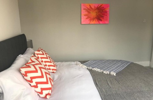 Filton Apartment | Spacious house in residential area of Bristol