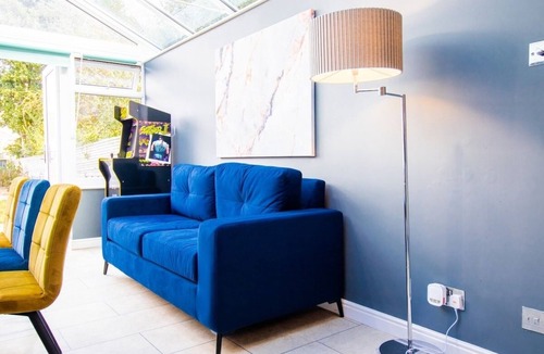 Patchway House | Spacious House w/Game Room in Bristol