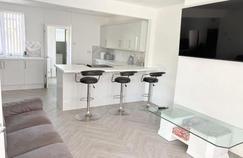 Beverley House | Spacious Modern Stay in the Heart of Beverley