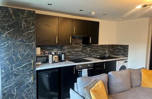 Peterborough Apartment | Spacious & Stylish Self Contained Studio Apartments
