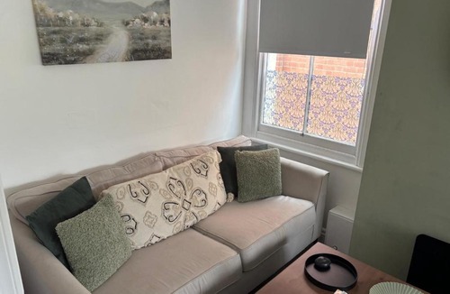Coventry Apartment | Spencer 2