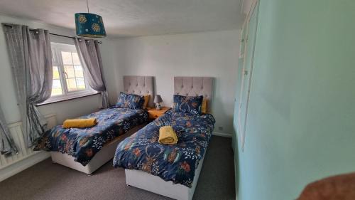 Lee-on-the-Solent House | Spencer , 4 bed slp 8 semi in Lee On The Solent