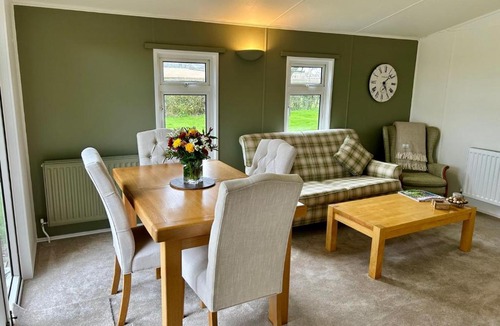 Southam Ski Chalet | SPLASH LEYS a peaceful getaway in beautiful surroundings