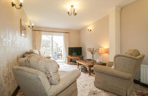 Morland House | Springarth Cottage