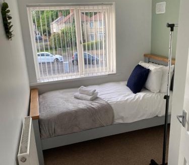 Risca House | Springfield Retreat