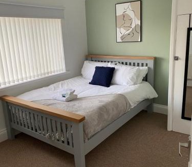 Risca House | Springfield Retreat