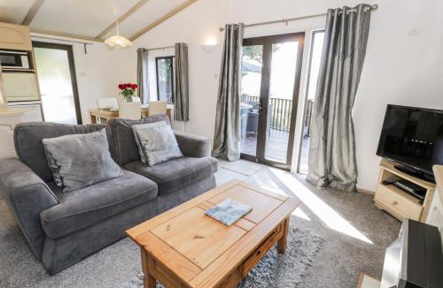 Rhyd-y-foel House | Springtime Lodge