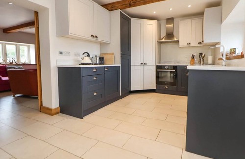 Horton House | Sprinks Farm, Biddulph Moor