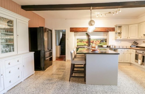 Welshpool House | Squires Rest, Llanfair Caereinion