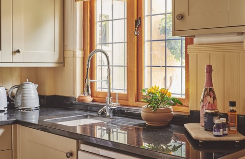 Longborough Cottage | Squirrel Barn