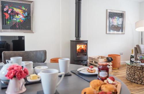 Stranraer House | Squirrel Cottage