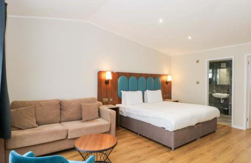 Charnock Richard House | Squirrel Lodge