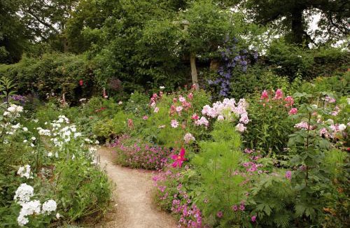 Helston House | St Corantyn Cottage